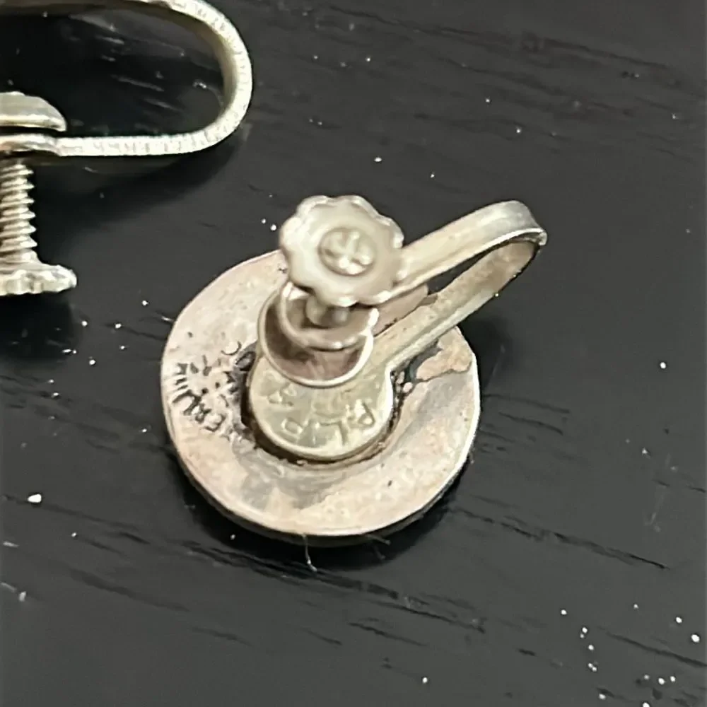 VIntage Signed Alpaca Mexico Sterling screwback earrings with mother of pearl
